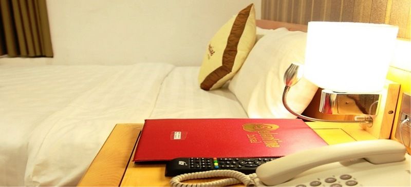 Valentine Hotel Da Nang Bagian luar foto