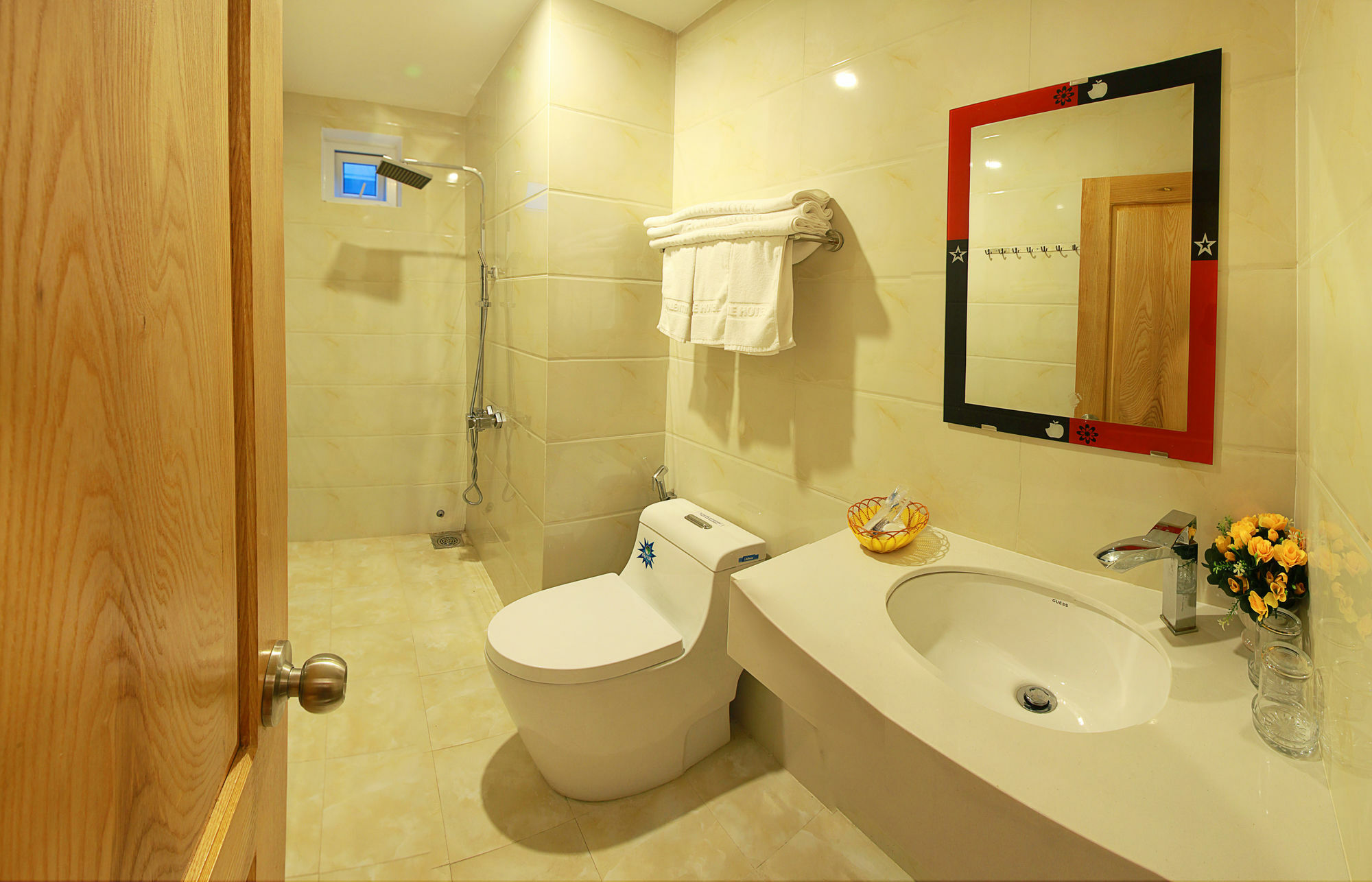 Valentine Hotel Da Nang Bagian luar foto